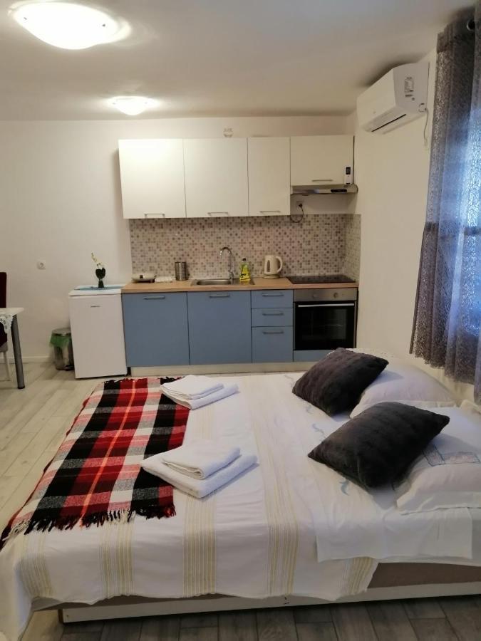 Flash Šibenik Exterior foto